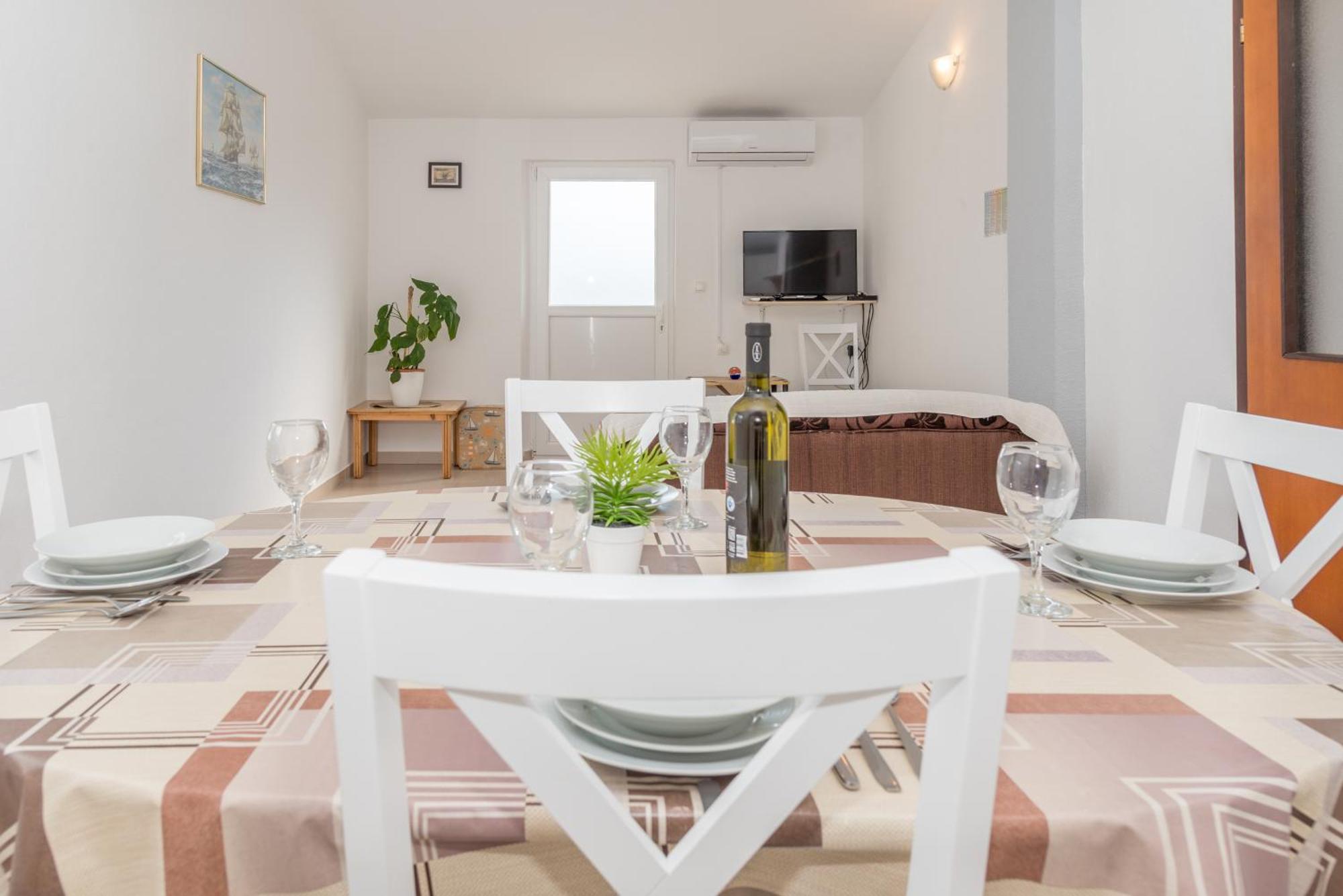 Apartmani Danijel Нін Екстер'єр фото