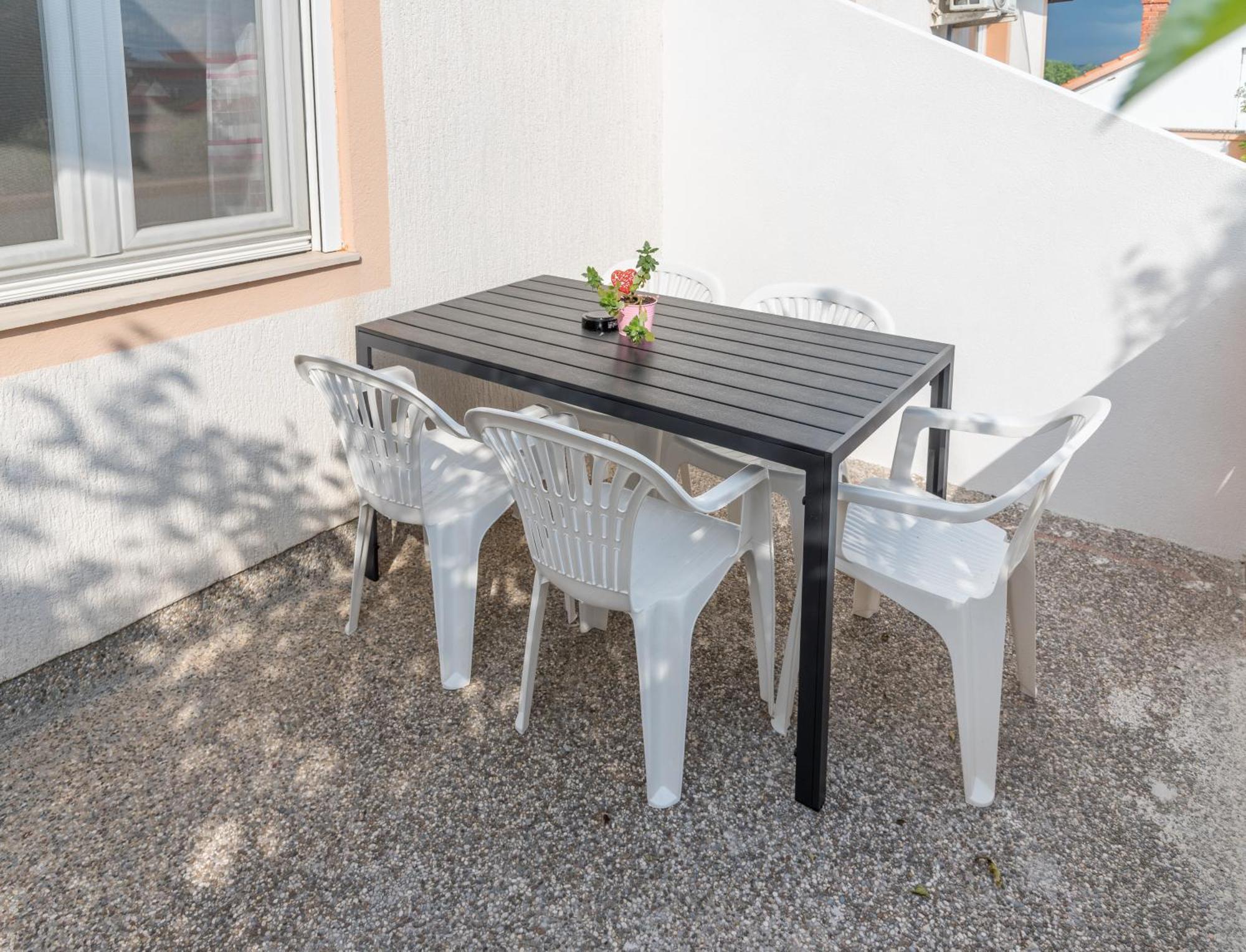 Apartmani Danijel Нін Екстер'єр фото