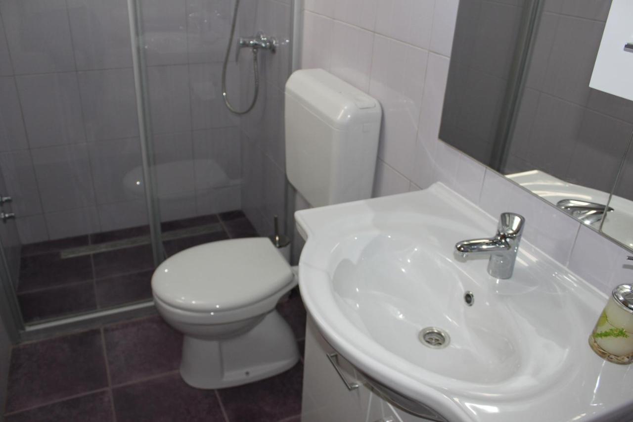 Apartmani Danijel Нін Екстер'єр фото